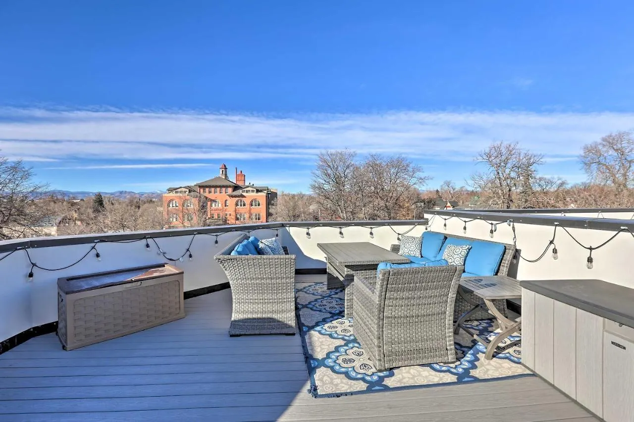 Denver Townhome With Rooftop Deck Walk To Mile High 0*,  United States
